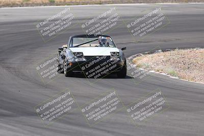 media/Jun-01-2025-CalClub SCCA (Sun) [[eae223c5dd]]/Group 1/Track Event 4/